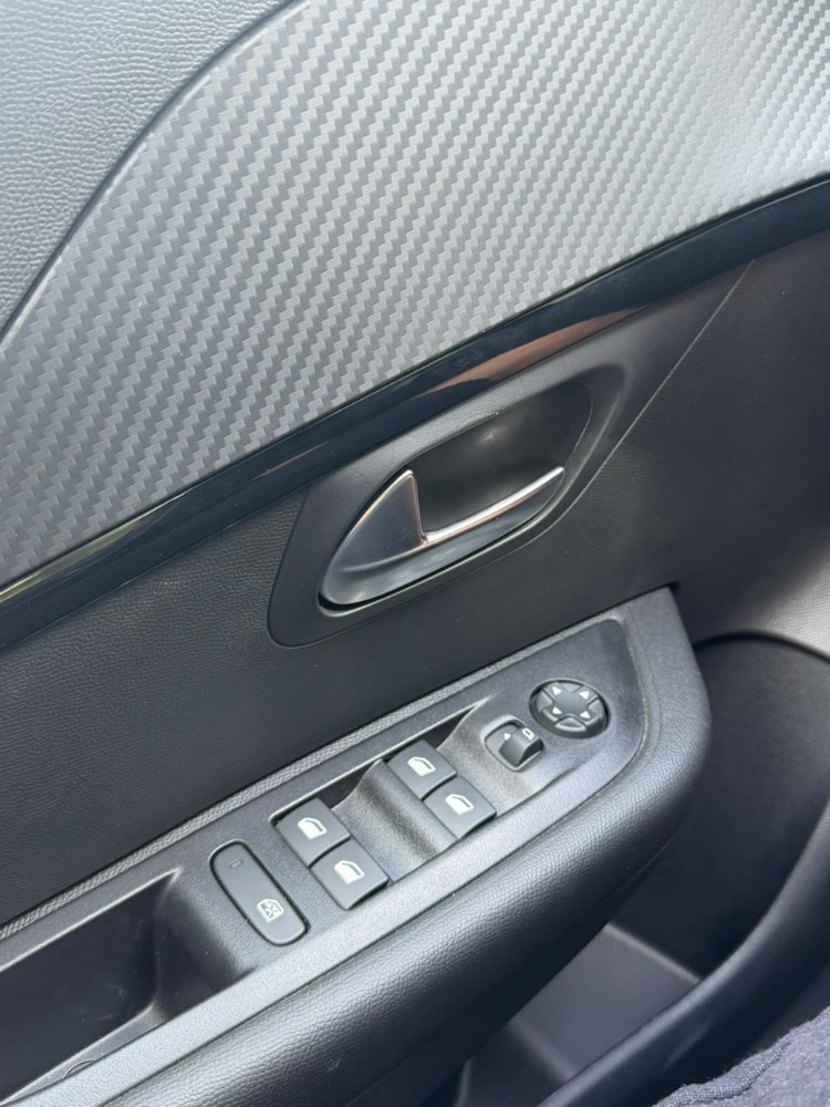 Peugeot 208 1.6 allure At — foto 11